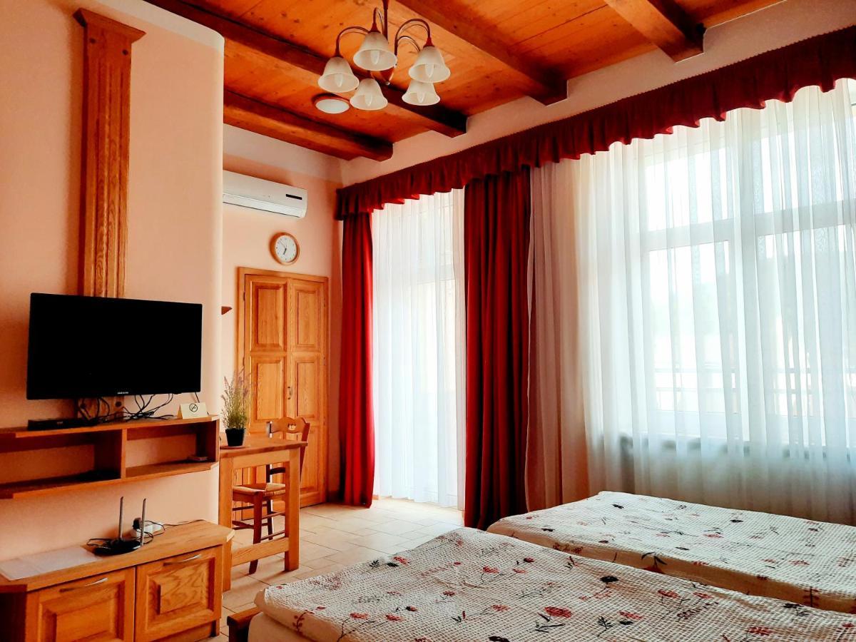 Appartment Centrum Karlovy Vary Ngoại thất bức ảnh