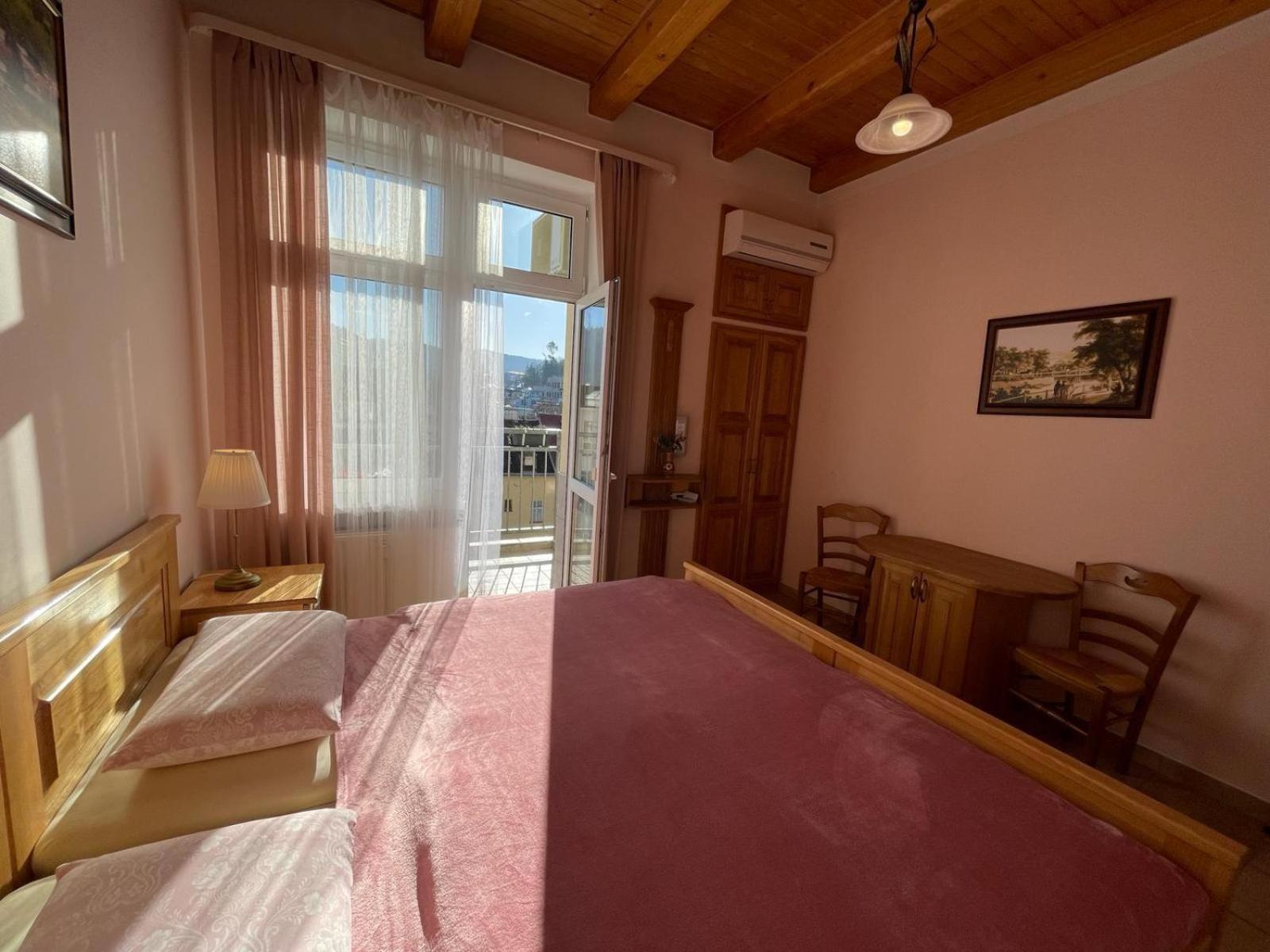 Appartment Centrum Karlovy Vary Ngoại thất bức ảnh
