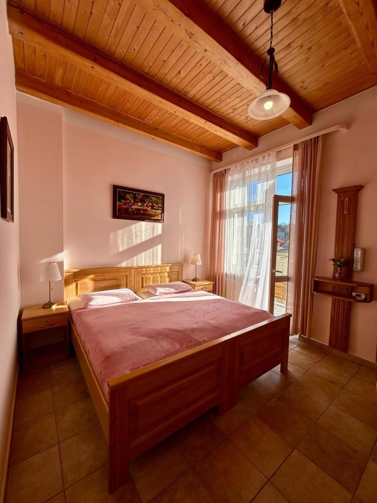 Appartment Centrum Karlovy Vary Ngoại thất bức ảnh